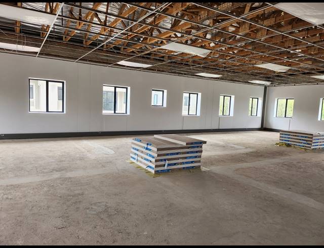 223M² OFFICE TO LET IN WATERFALL
